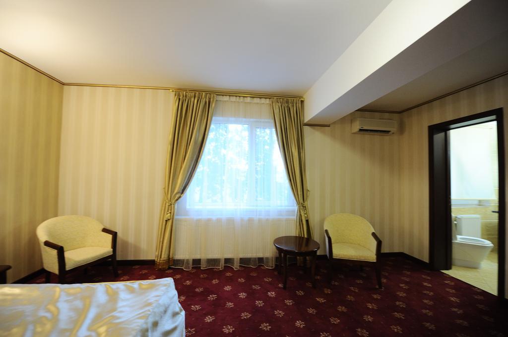 Hotel Mondial - Baia Εξωτερικό φωτογραφία